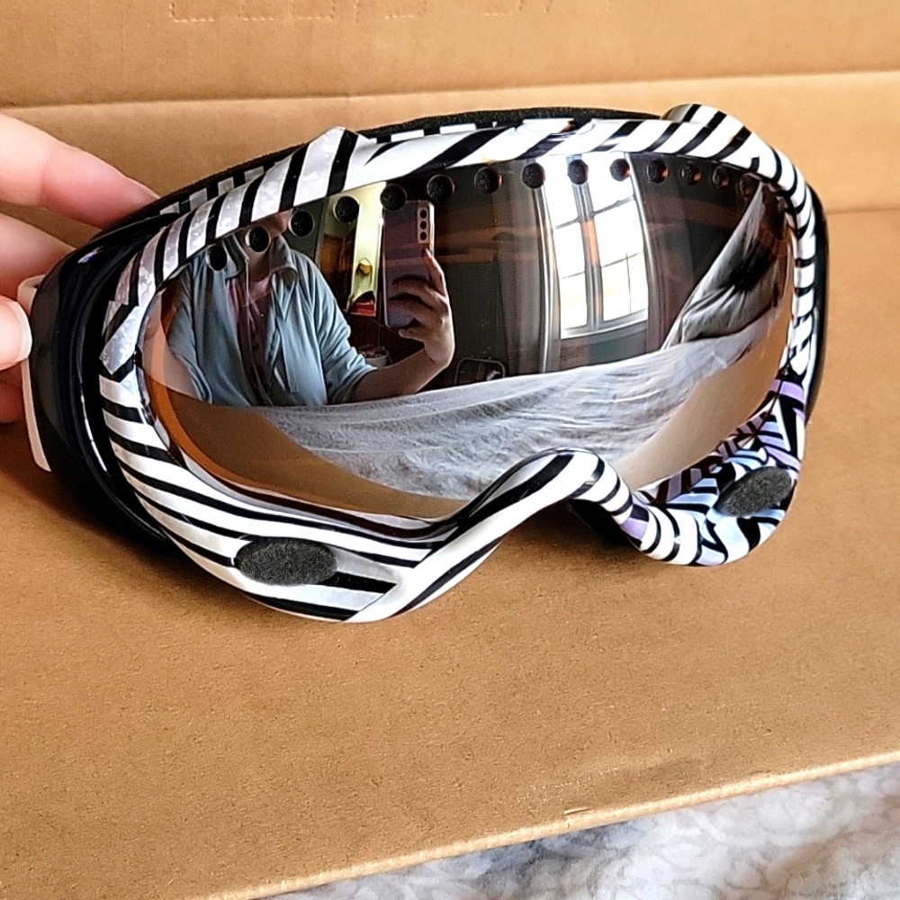 RARE Shaun White A-Frame Goggles - Picture 1 of 10